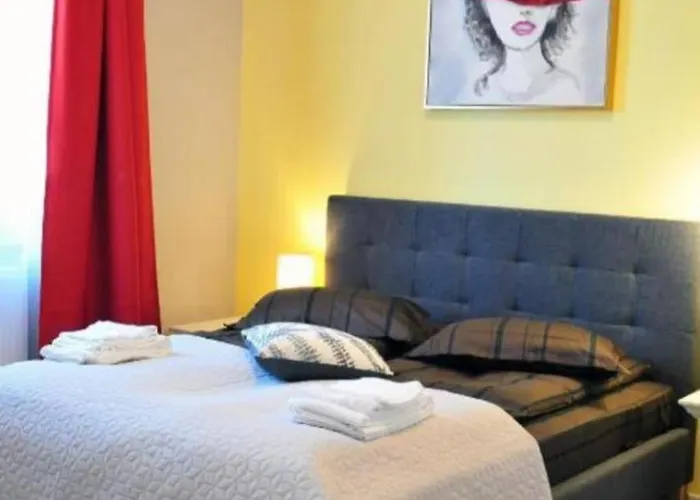 Noris Apartments